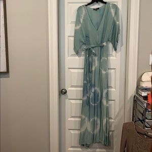 EUC Tie dyed Maxi dress